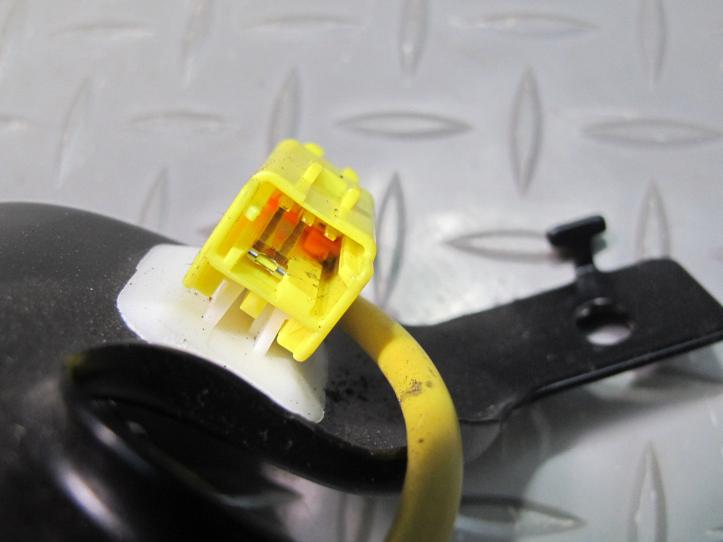 08-17 AUDI A5 S5 FRONT LEFT DRIVER SIDE UNDER DASH KNEE SRS AIRBAG OEM