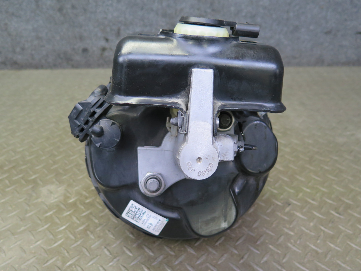 08-12 Audi B8 S5 Brake Master Cylinder Booster Fluid Reservoir OEM