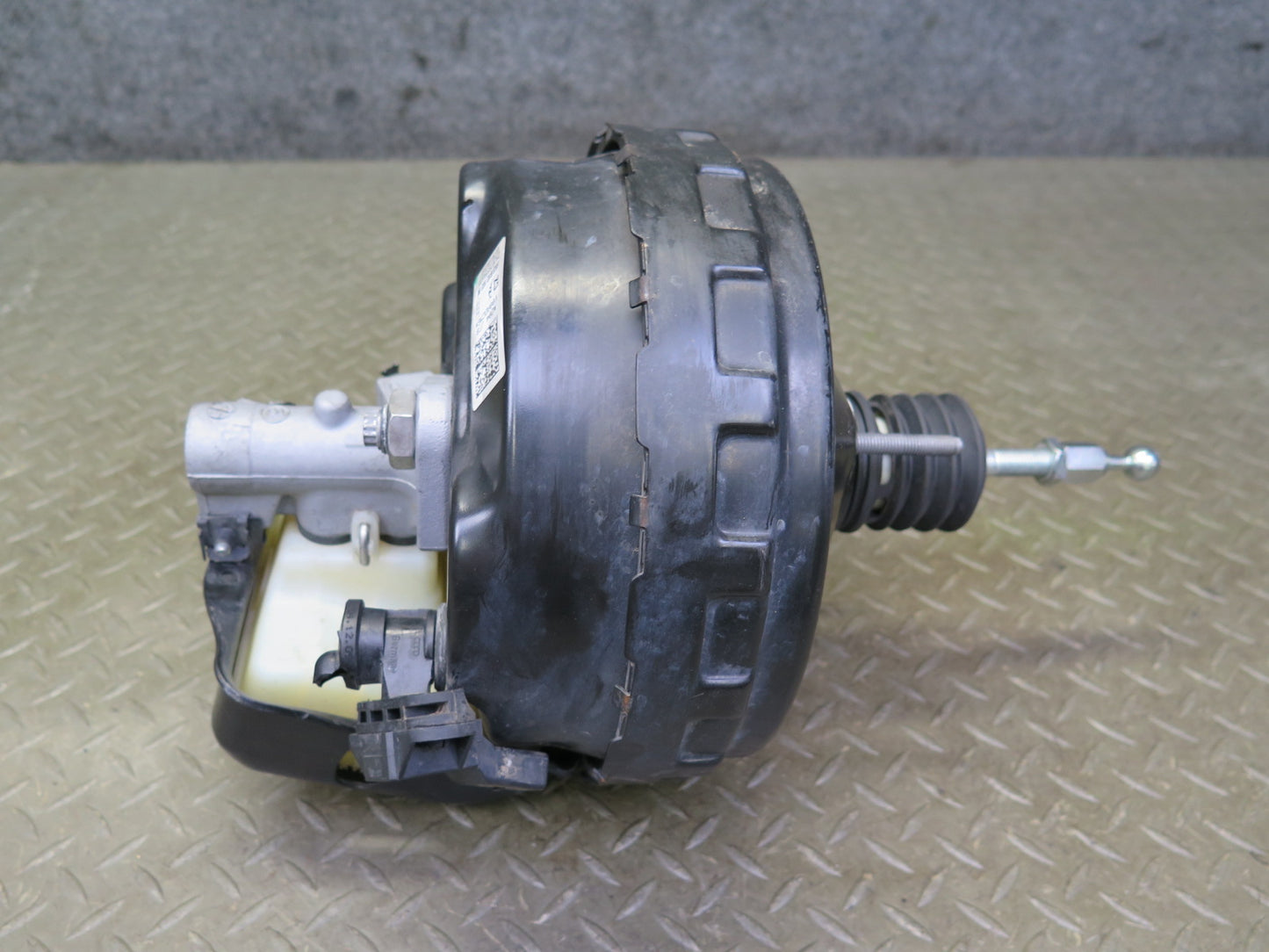 08-12 Audi B8 S5 Brake Master Cylinder Booster Fluid Reservoir OEM