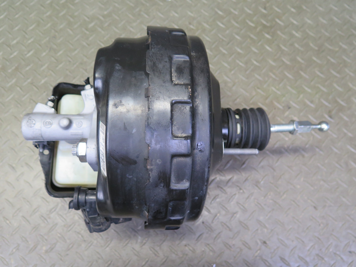 08-12 Audi B8 S5 Brake Master Cylinder Booster Fluid Reservoir OEM