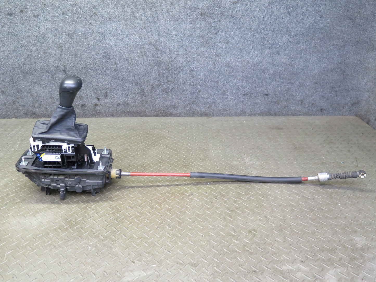 08-12 Audi B8 A5 S5 A/T Automatic Transmission Gear Shifter Selector OEM