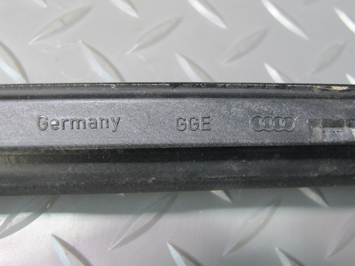 08-16 Audi B8 A5 S5 Coupe Front Windshield Right & Left Molding Trim Set OEM