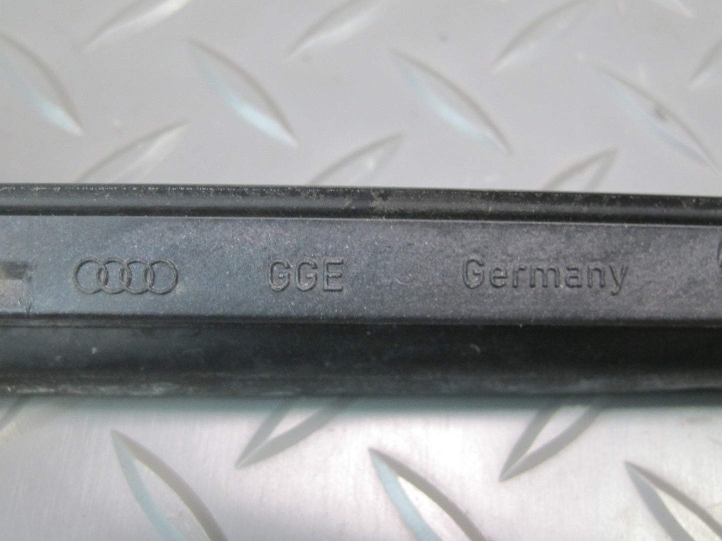 08-16 Audi B8 A5 S5 Coupe Front Windshield Right & Left Molding Trim Set OEM