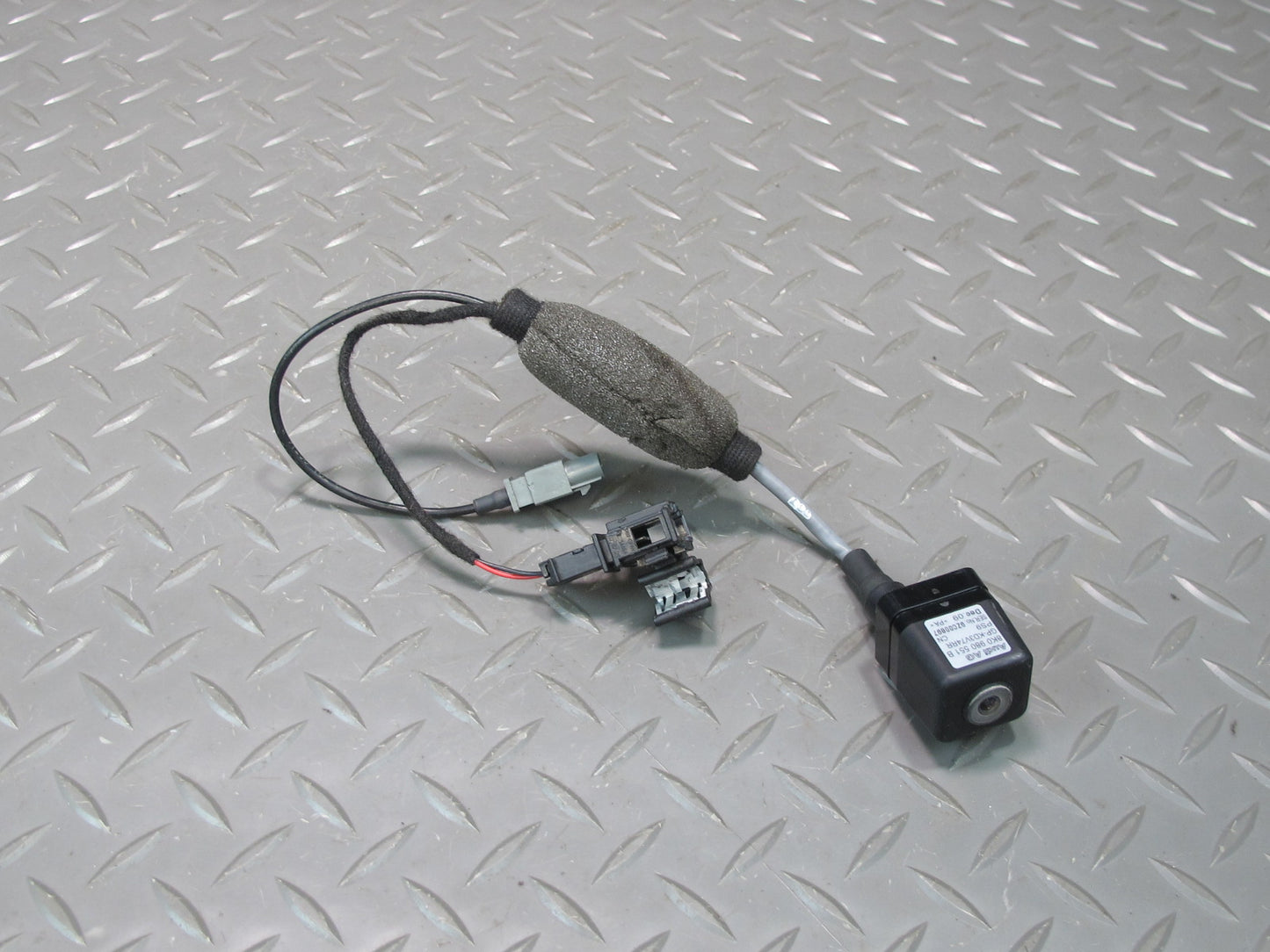 10-17 Audi 8T S5 Rear View Backup Parking Assist Camera 8K0980551B OEM