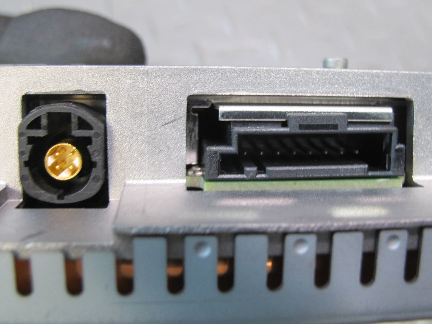 10-16 Audi B8 S5 A5 Dash Information Navigation Display Screen Monitor Unit OEM