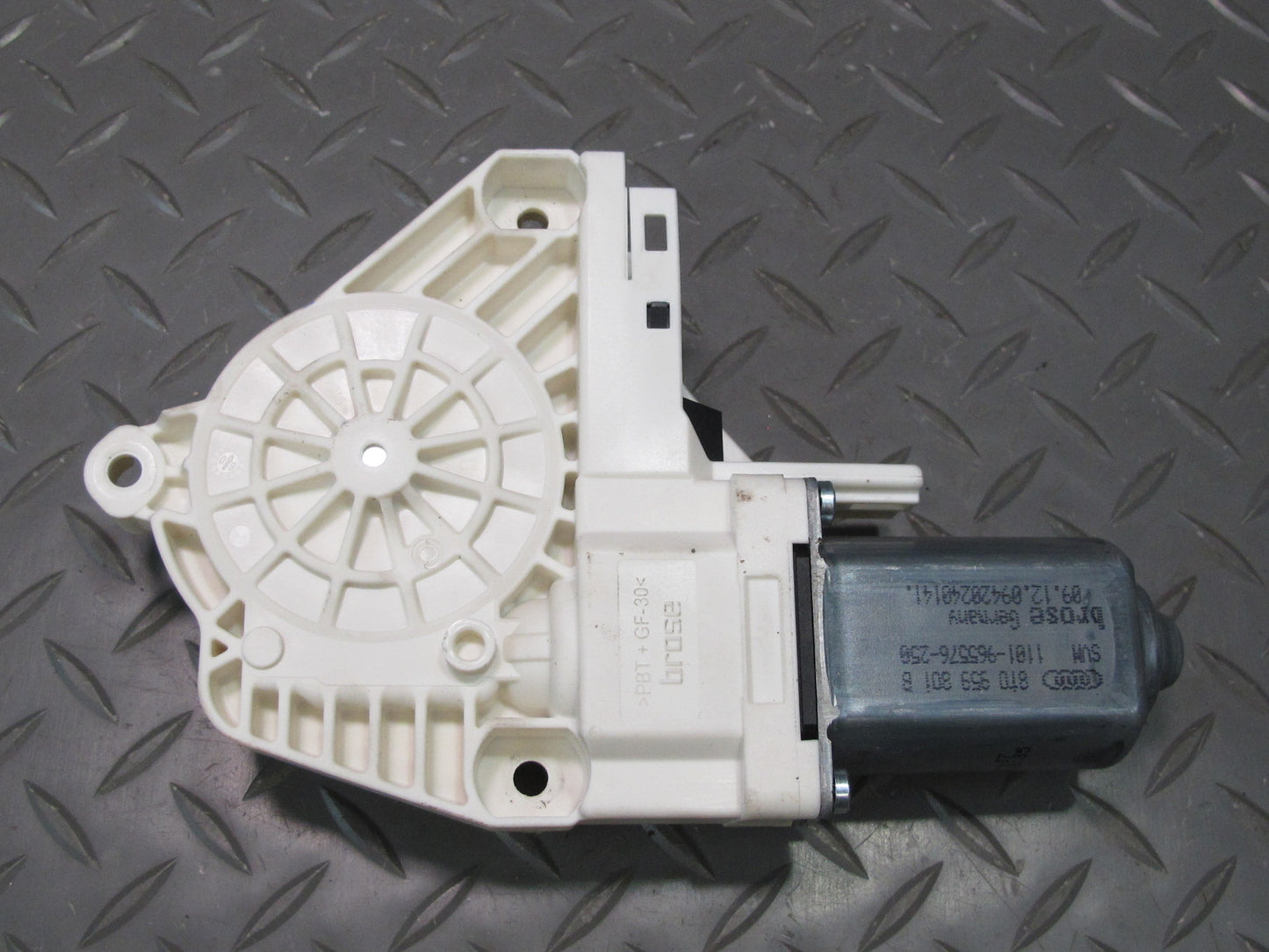 09-17 Audi 8T A5 S5 Front Left Driver Door Window Regulator Motor OEM