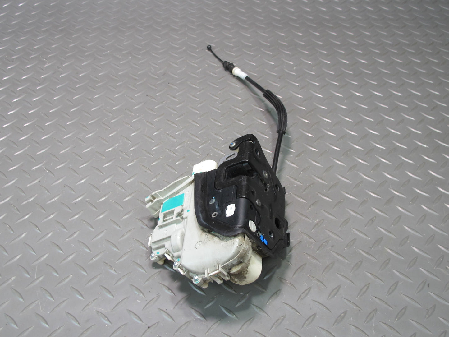 10-17 Audi 8T A5 S5 Front Left Driver Door Lock Latch Actuator OEM