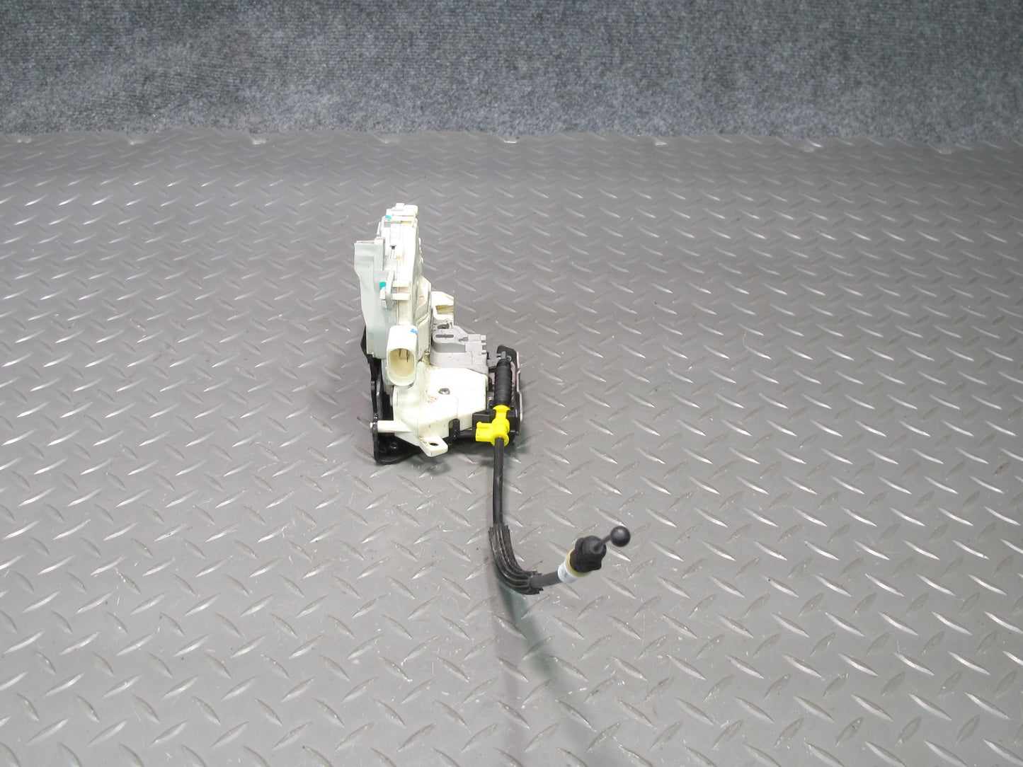 10-17 Audi 8T A5 S5 Front Left Driver Door Lock Latch Actuator OEM