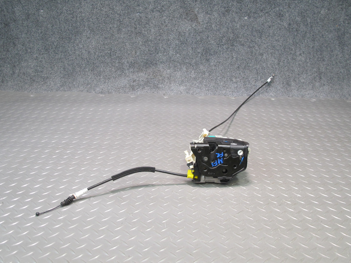 10-17 Audi 8T A5 S5 Front Right Passenger Door Lock Latch Actuator OEM