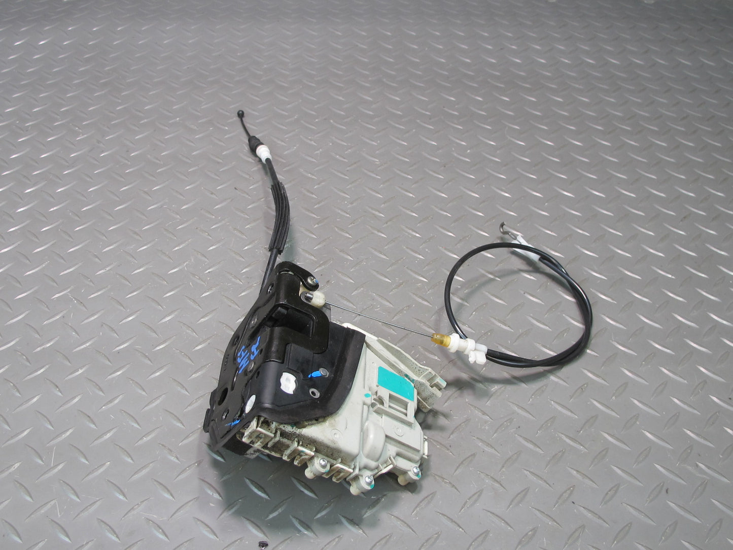 10-17 Audi 8T A5 S5 Front Right Passenger Door Lock Latch Actuator OEM