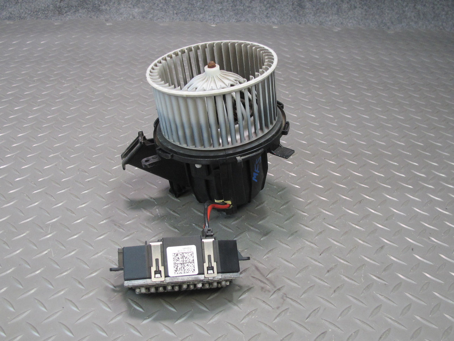 08-14 Audi 8T A5 S5 A/C Heater Blower Motor Fan w Resistor OEM