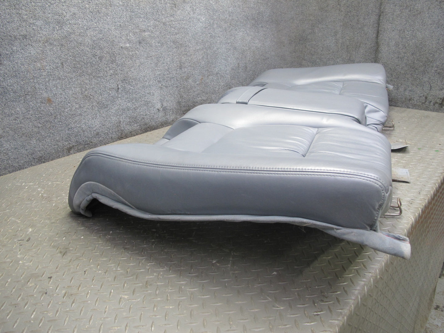 98-00 Lexus USF20L LS400 Rear Leather Seat Upper Cushion Gray OEM