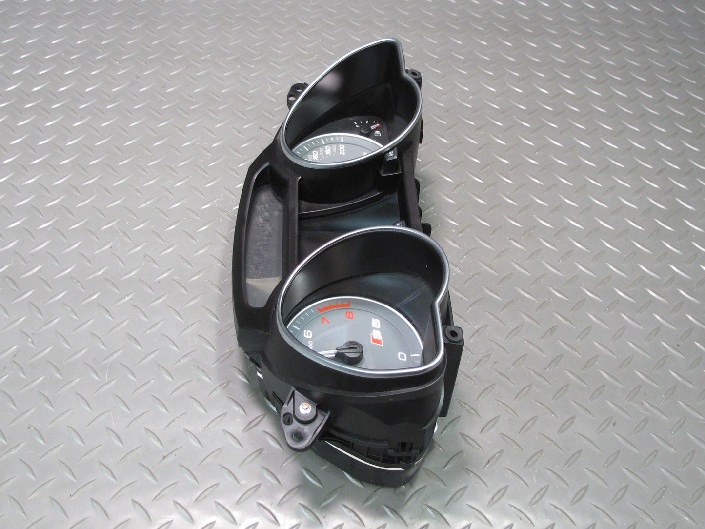 2010 Audi 8T S5 A/T Instrument Cluster Gauge Speedometer 8T0920981N OEM