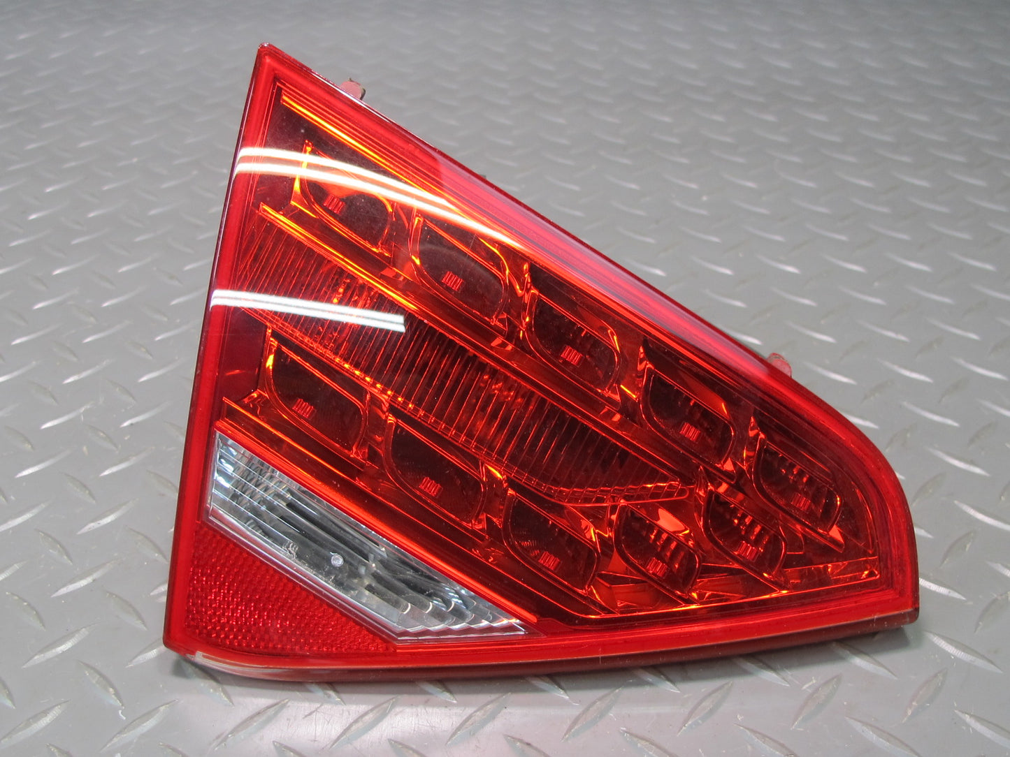 08-12 Audi 8T A5 S5 Rear Left Inner Trunk Lid Tail Light Lamp 8T0945093B OEM
