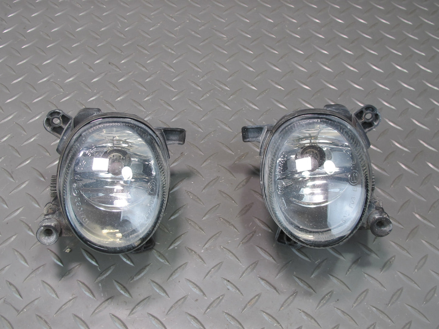08-12 Audi 8T A5 S5 Set of 2 Front Left & Right Fog Light Lamp OEM