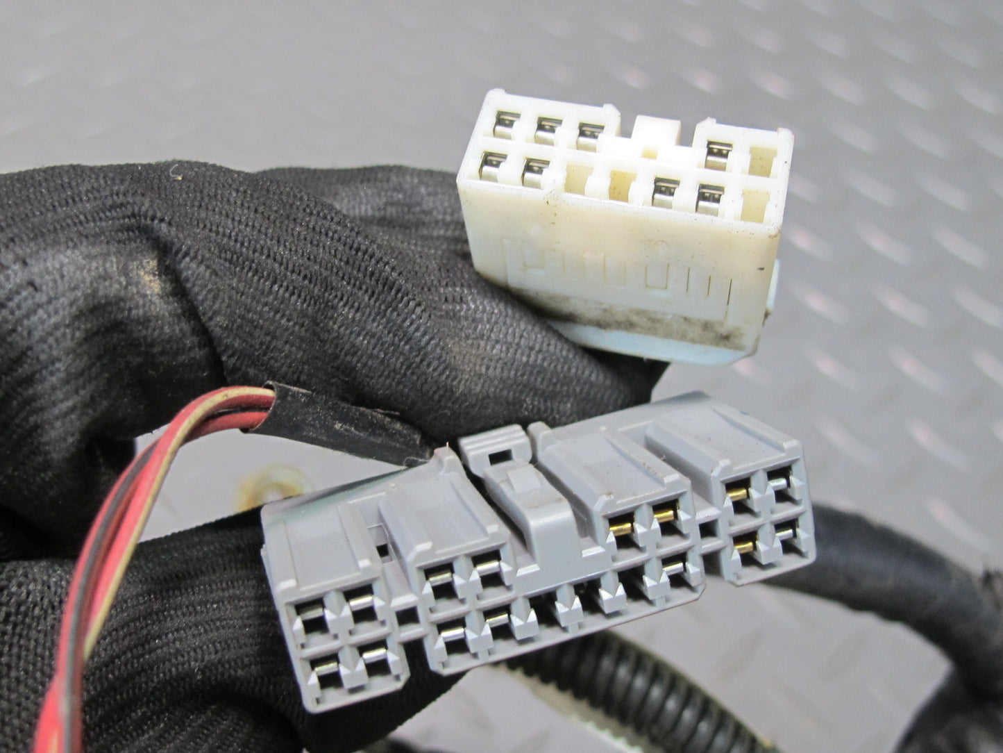 97-98 Lexus JZZ31L SC300 Interior Fuse Relay Box Module w Integration Relay OEM