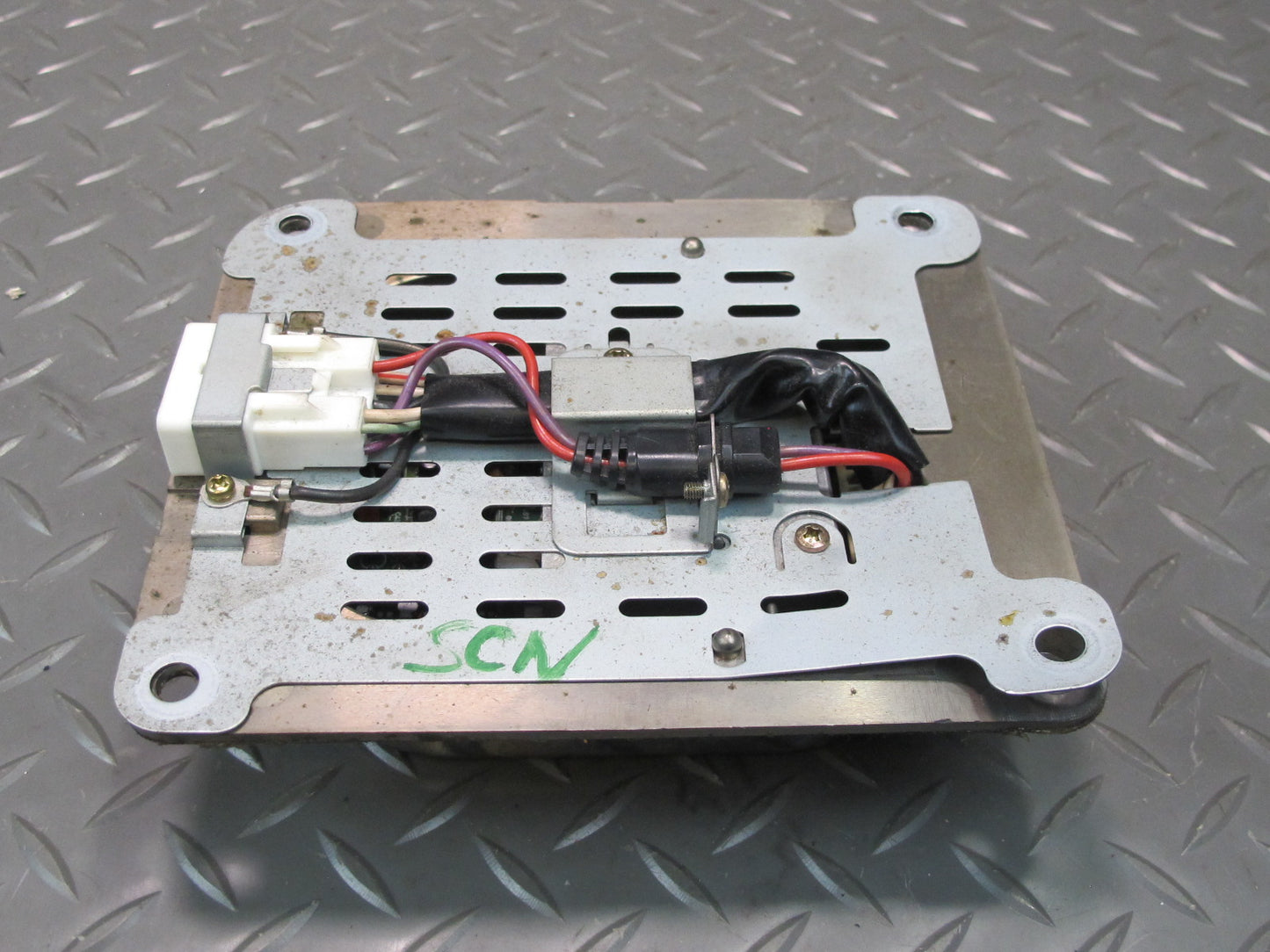 92-99 Lexus JZZ31 SC400 SC300 Stereo Speaker Amplifier Crossover 86280-24151 OEM