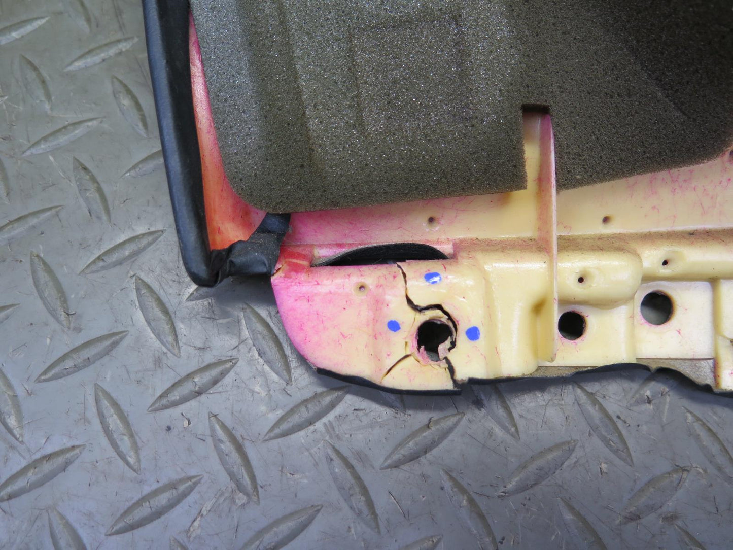 92-00 Lexus JZZ31L SC300 SC400 Set of 2 Rear Quarter Window Trim Panel Black OEM