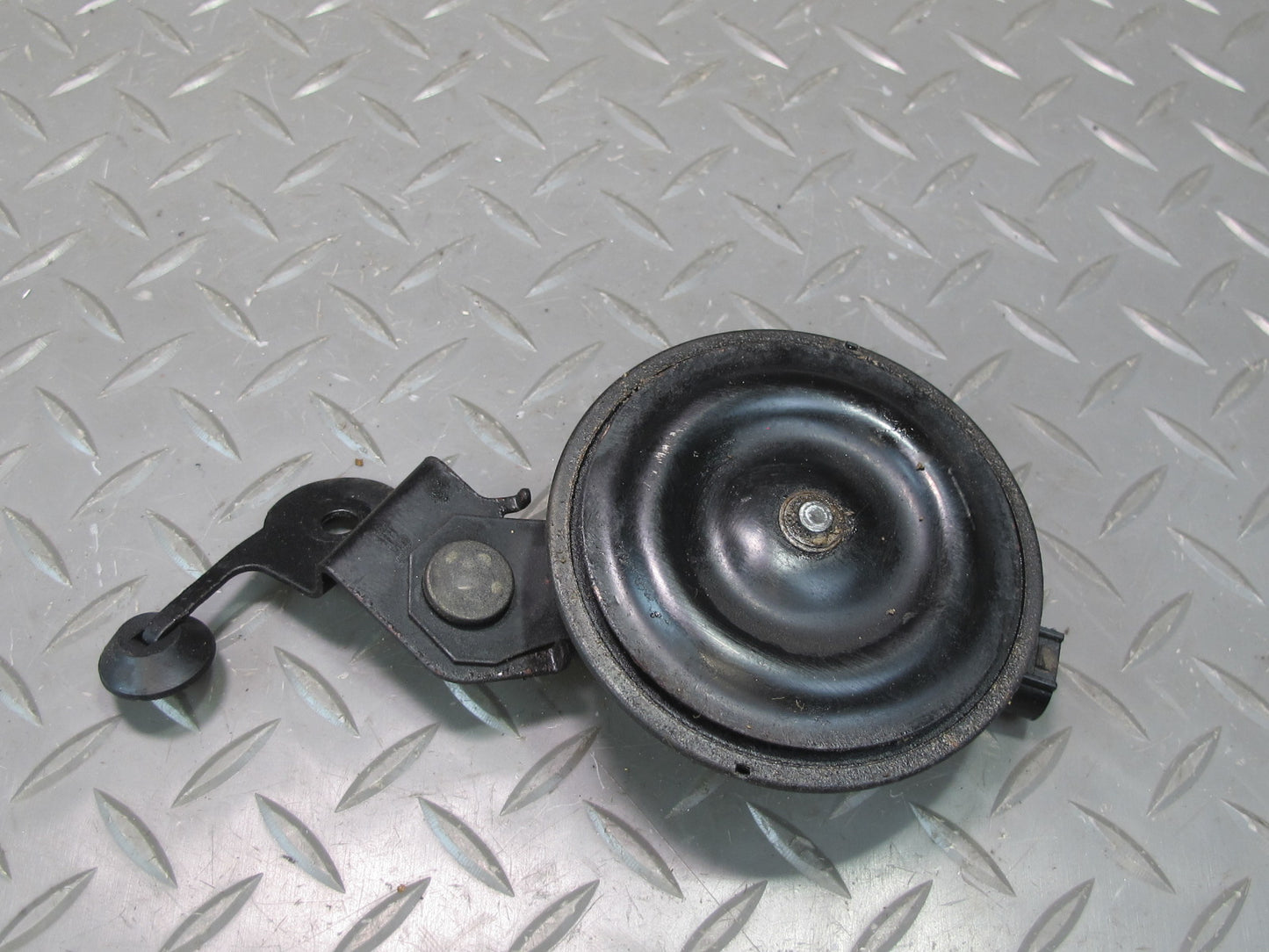 92-00 Lexus JZZ31L SC400 SC300 Alarm Horn Beep Signal Note Tone 86510-14280 OEM