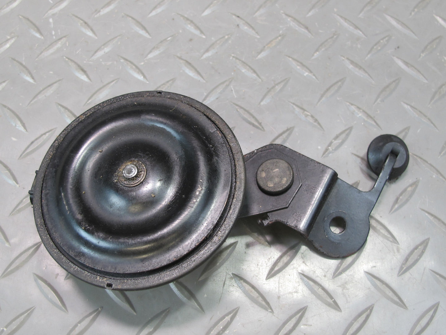 92-00 Lexus JZZ31L SC400 SC300 Alarm Horn Beep Signal Note Tone 86510-14280 OEM