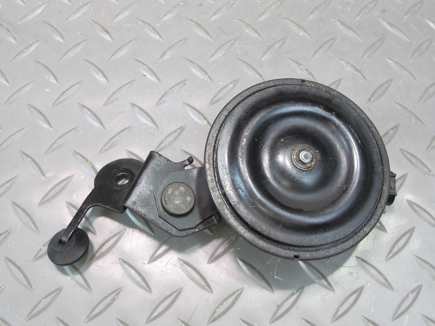 92-00 Lexus JZZ31L SC400 SC300 Alarm Horn Beep Signal Note Tone 86510-14280 OEM