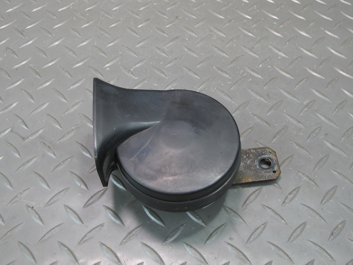 92-00 Lexus JZZ31L SC400 SC300 Set of 2 High & Low Tone Note Horn Signal OEM