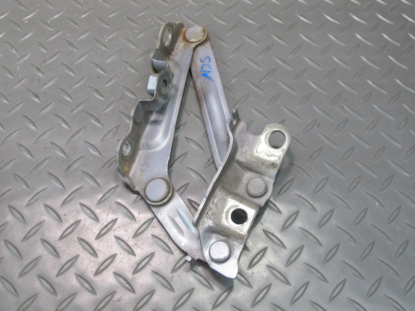 92-00 Lexus JZZ31L SC400 SC300 Set of 2 Front Left & Right Hood Hinge OEM