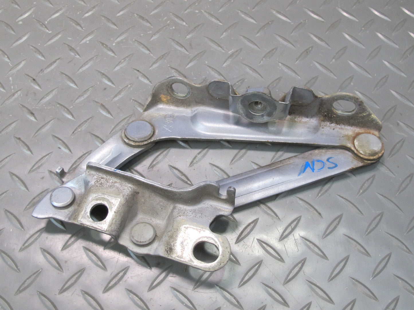 92-00 Lexus JZZ31L SC400 SC300 Set of 2 Front Left & Right Hood Hinge OEM