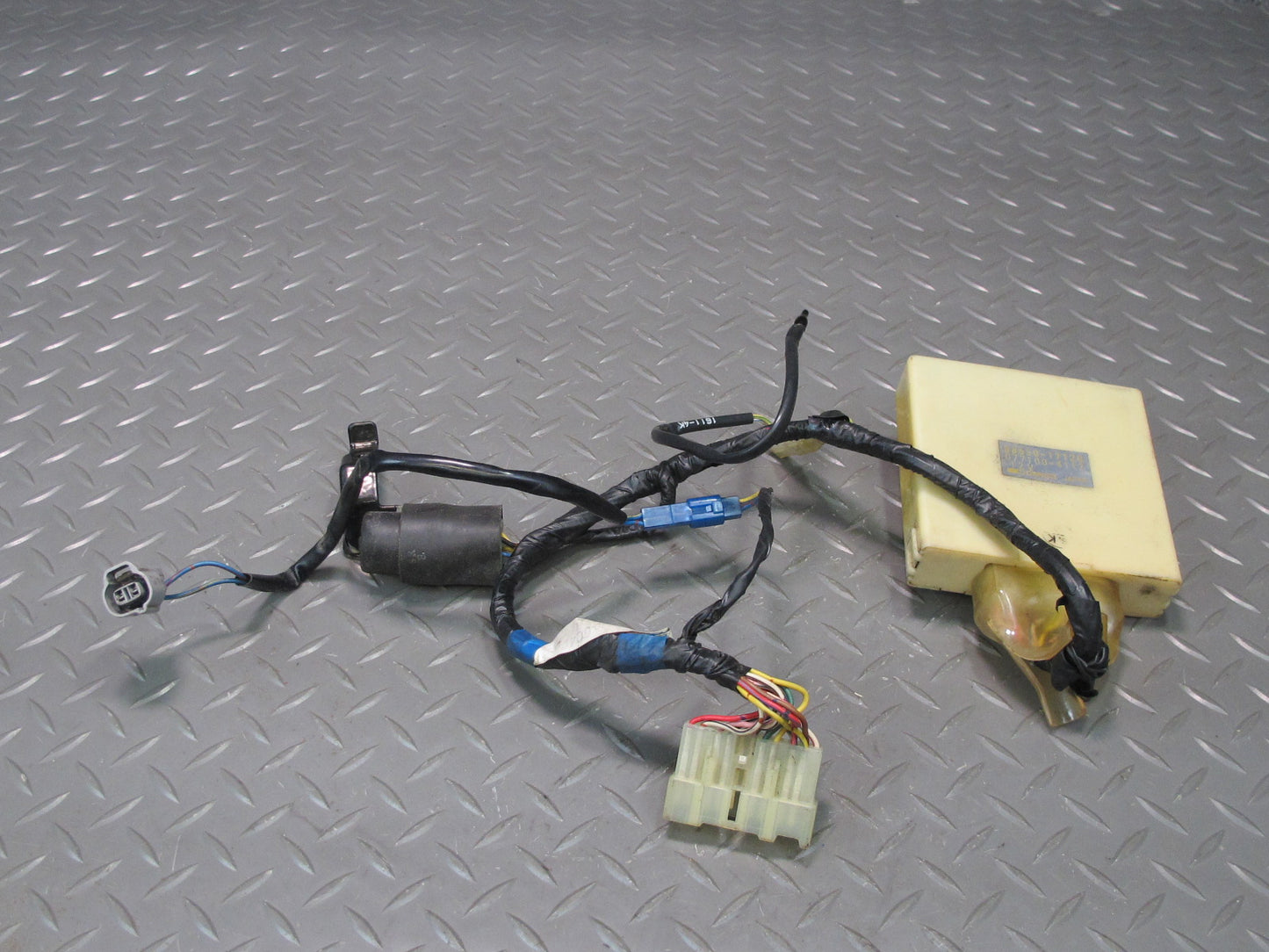 91-92 Toyota SW21L MR2 A/C Air Condition Control Module Amplifier w Wiring OEM