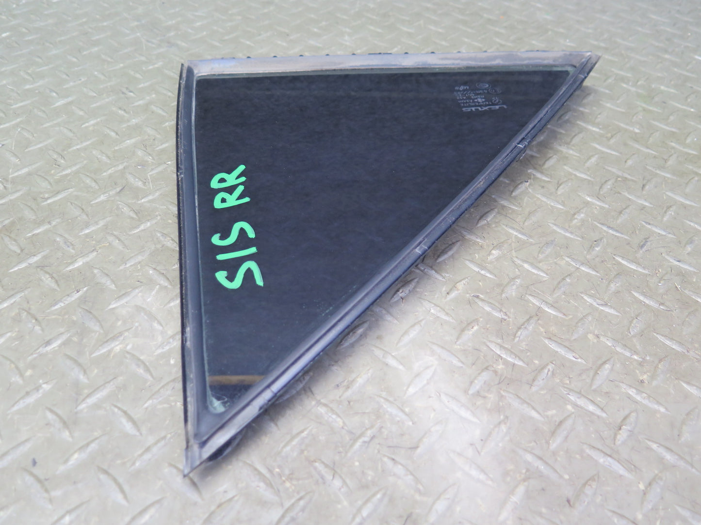 01-05 Lexus JCE10L IS300 Sedan Rear Right Door Quarter Glass Window OEM