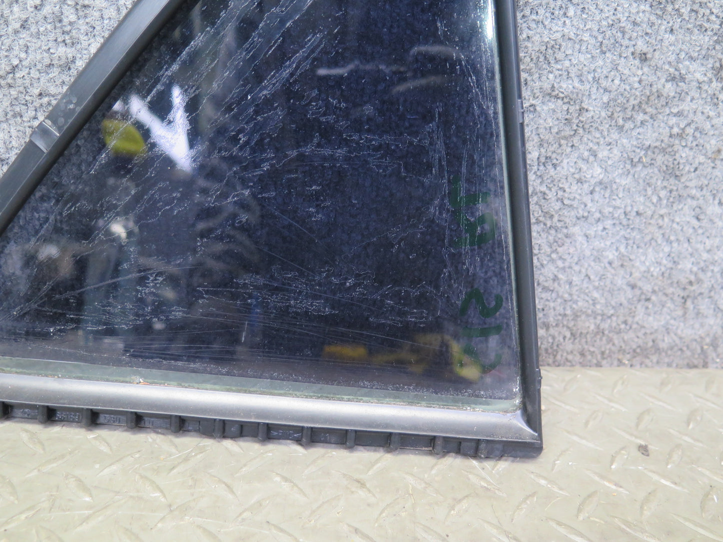 01-05 Lexus JCE10L IS300 Sedan Rear Left Door Quarter Glass Window OEM