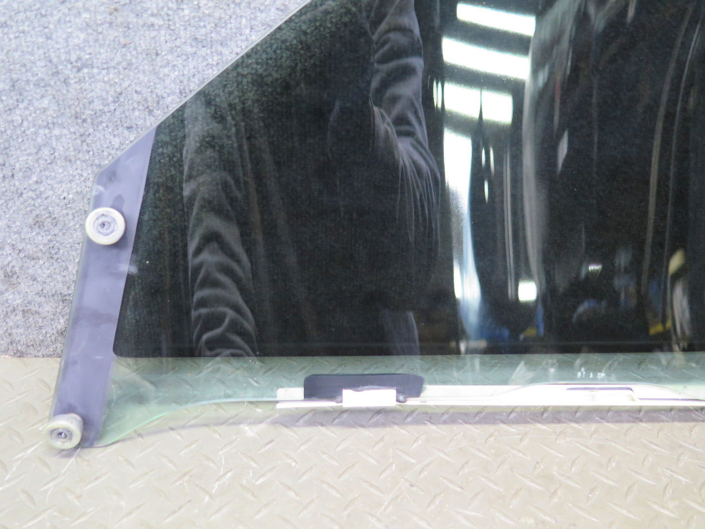 98-00 Lexus UCF20L LS400 Front Right Passenger Door Glass Window Tinted OEM