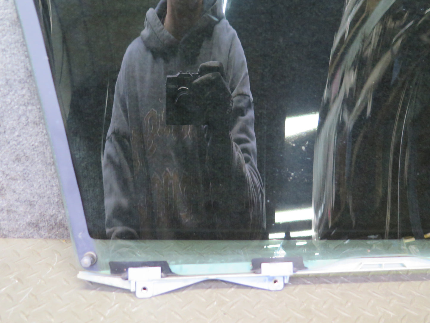 98-00 Lexus UCF20L LS400 Front Left Driver Door Glass Window Tinted OEM