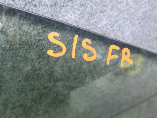 01-03 Lexus JCE10L IS300 Front Right Door Glass Window OEM