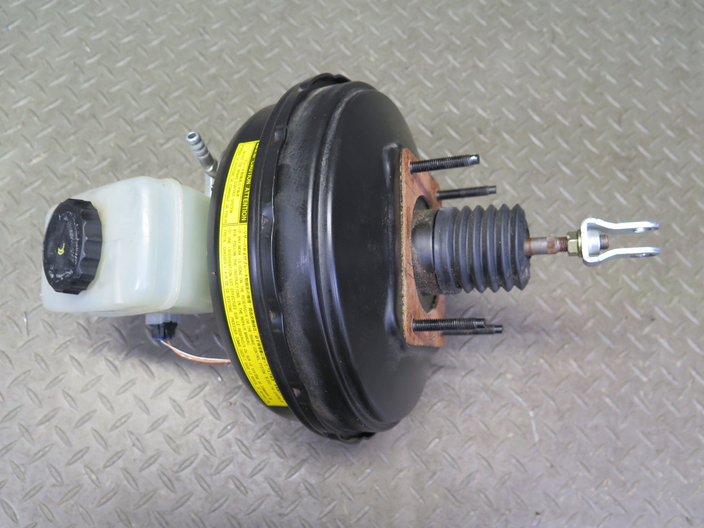 98-00 Lexus UCF20L LS400 Brake Master Cylinder Booster Fluid Reservoir OEM