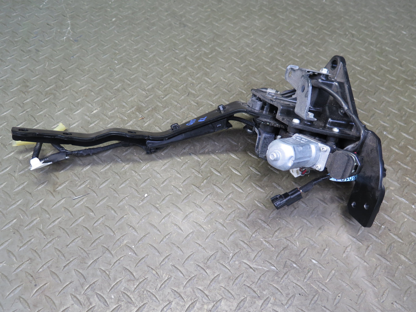 10-13 Lexus IS350 IS250 Convertible Rear Left Side TOP Roof Motor Hinge OEM
