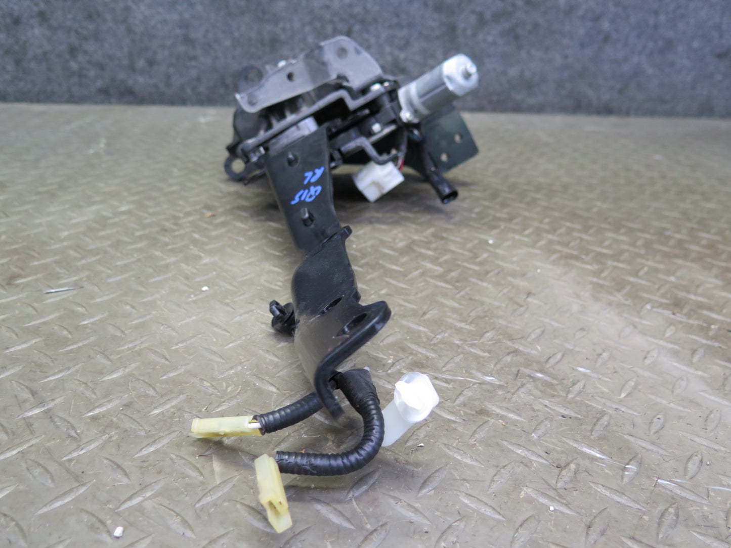 10-13 Lexus IS350 IS250 Convertible Rear Left Side TOP Roof Motor Hinge OEM