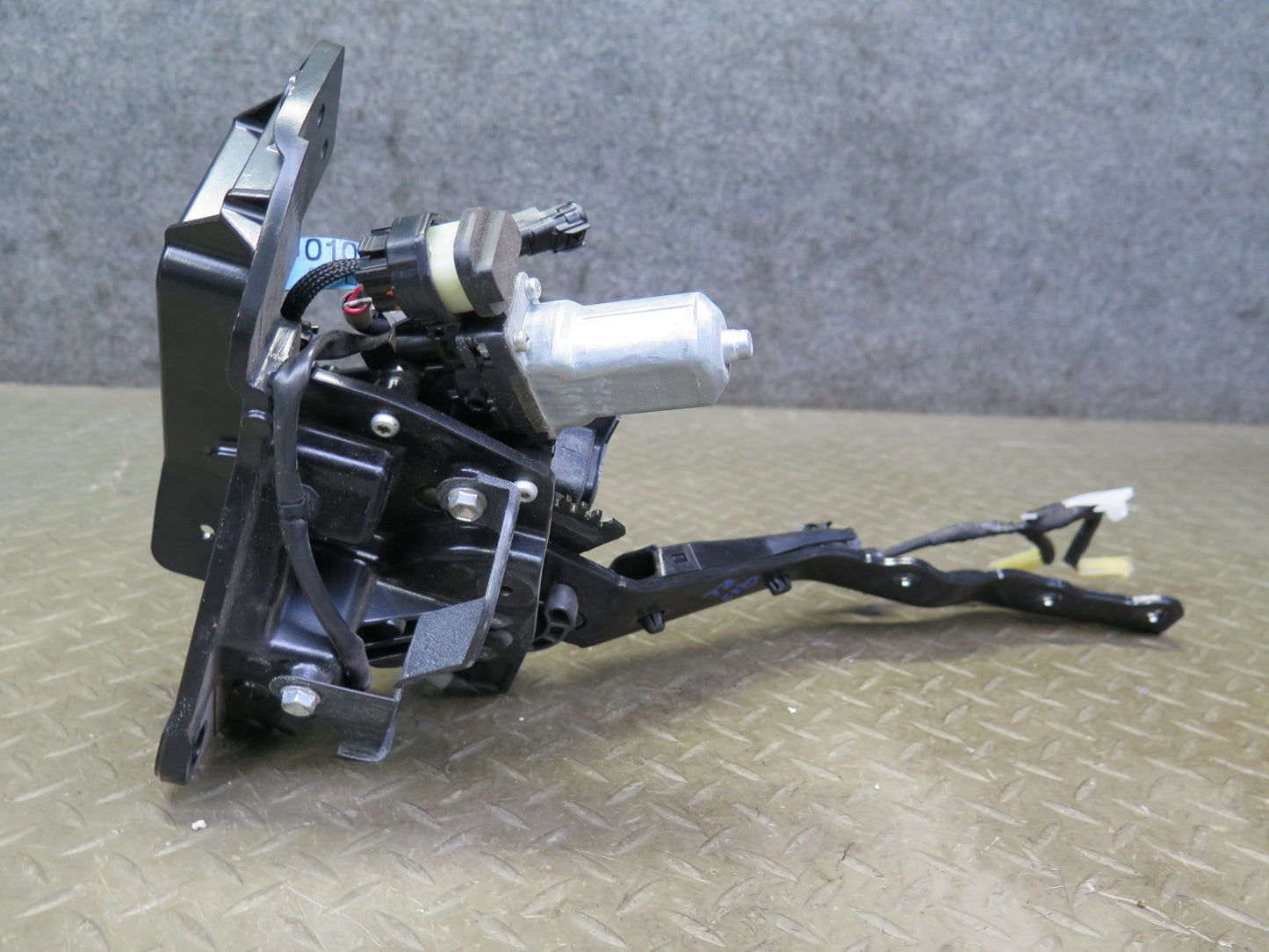 10-13 Lexus IS350 IS250 Convertible Rear Left Side TOP Roof Motor Hinge OEM