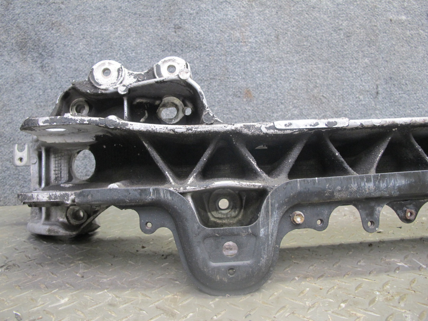 92-00 Lexus UZZ30L SC300 SC400 Front Engine Subframe Crossmember OEM
