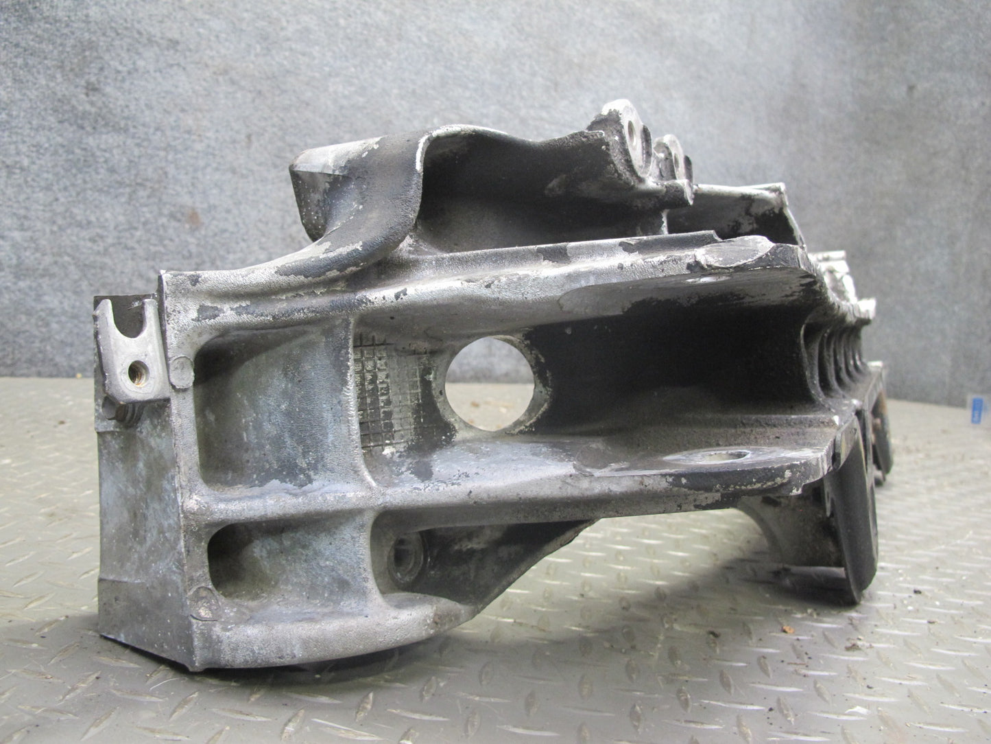 92-00 Lexus UZZ30L SC300 SC400 Front Engine Subframe Crossmember OEM