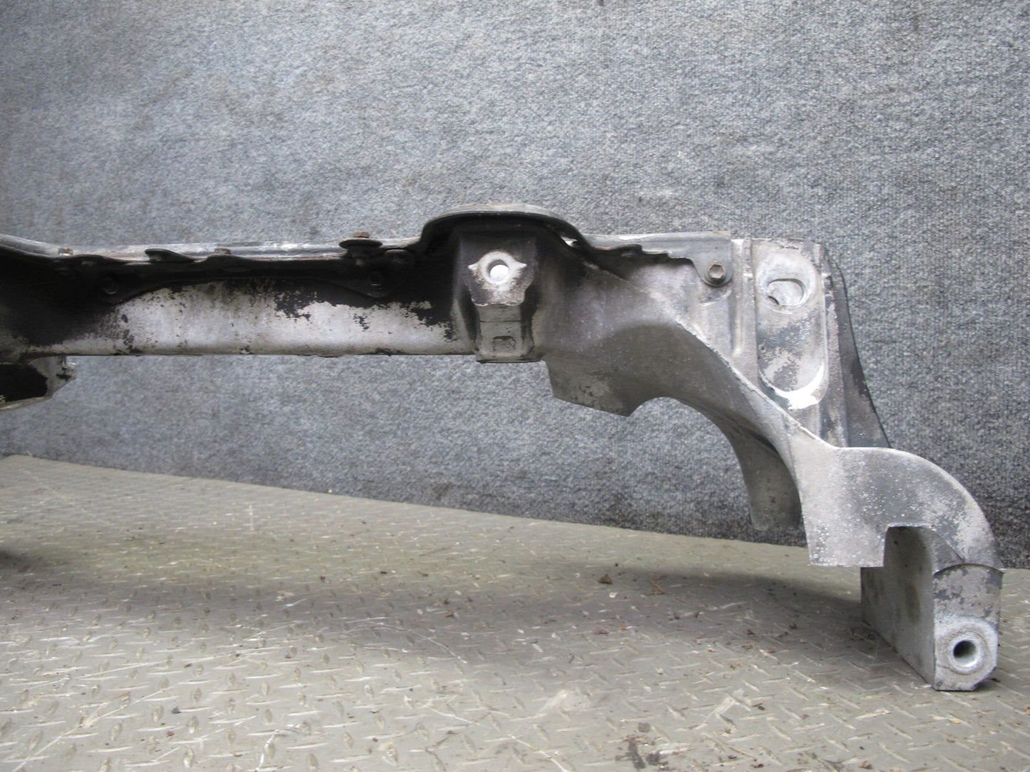 92-00 Lexus UZZ30L SC300 SC400 Front Engine Subframe Crossmember OEM