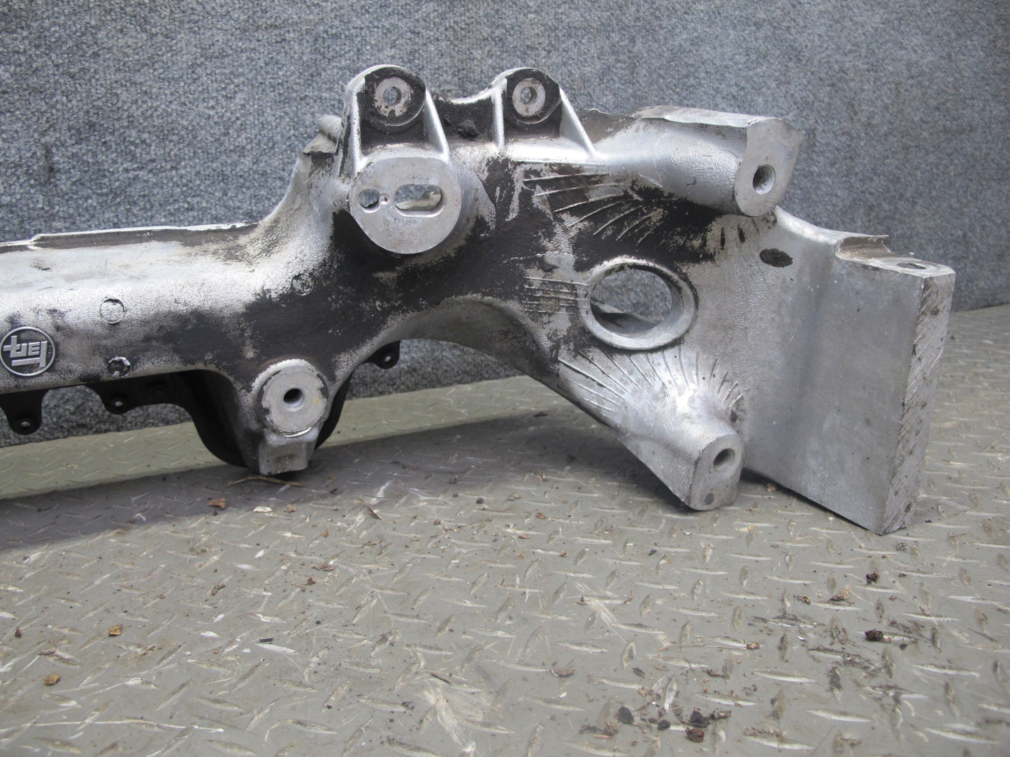 92-00 Lexus UZZ30L SC300 SC400 Front Engine Subframe Crossmember OEM