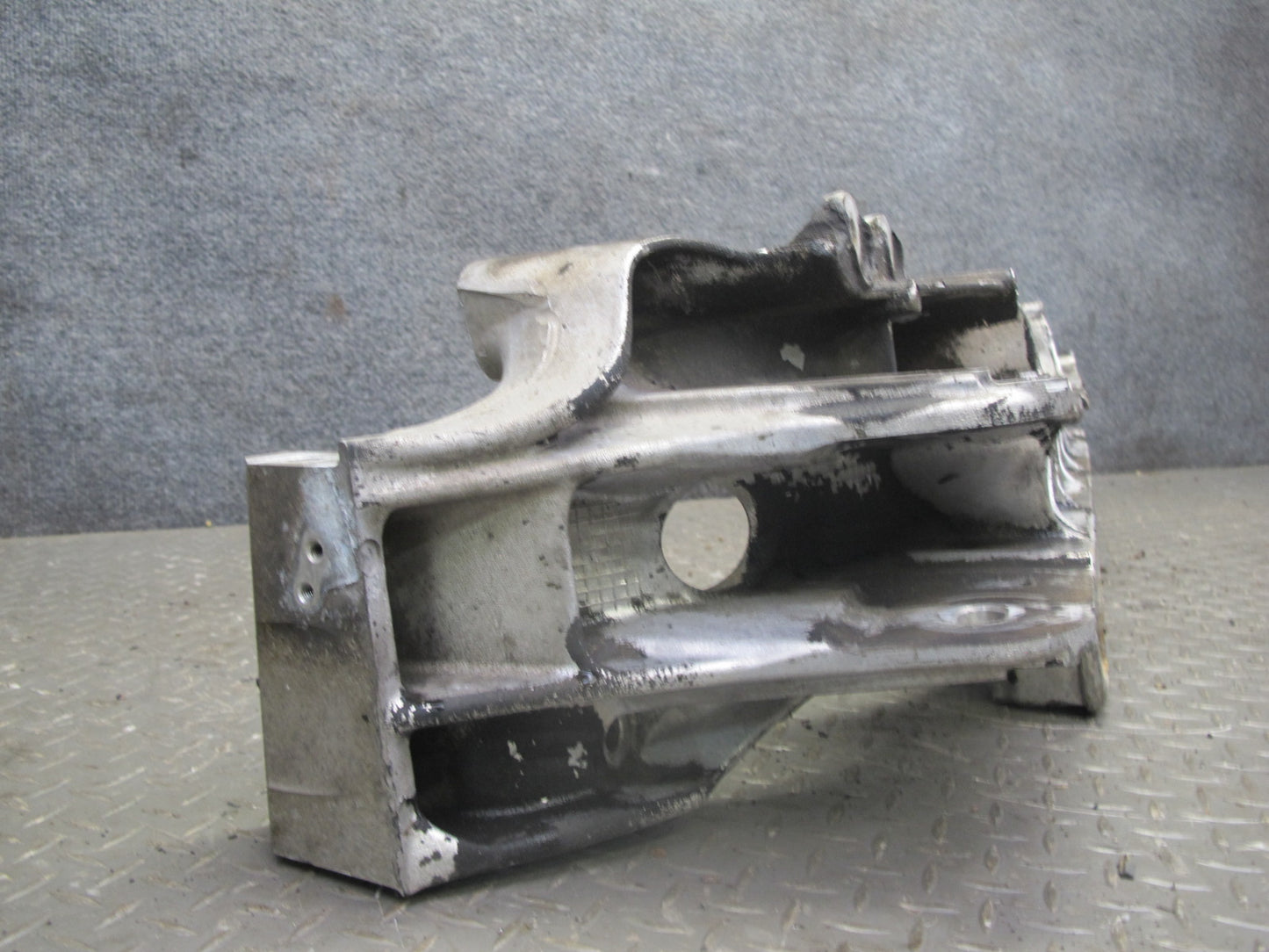 92-00 Lexus UZZ30L SC300 SC400 Front Engine Subframe Crossmember OEM