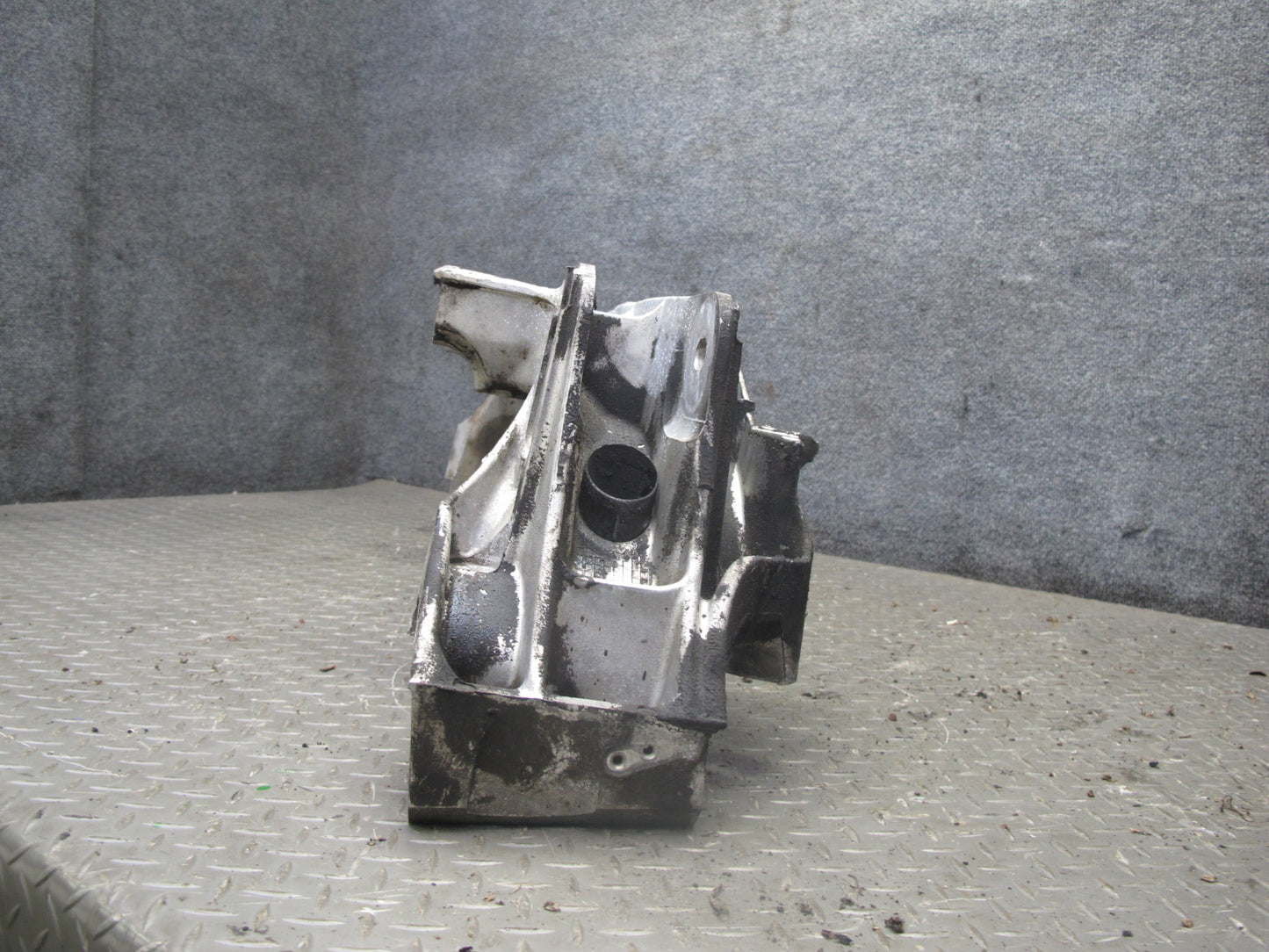 92-00 Lexus UZZ30L SC300 SC400 Front Engine Subframe Crossmember OEM