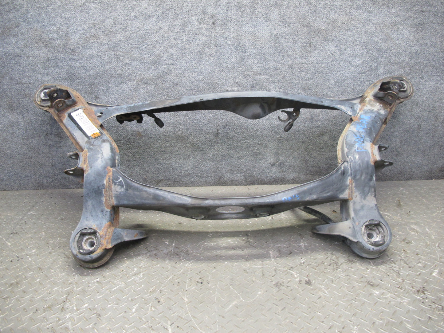 89-95 Mercedes W124 Rear Suspension Subframe Frame Crossmember Carrier OEM