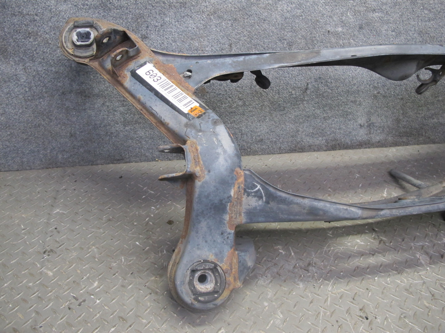 89-95 Mercedes W124 Rear Suspension Subframe Frame Crossmember Carrier OEM