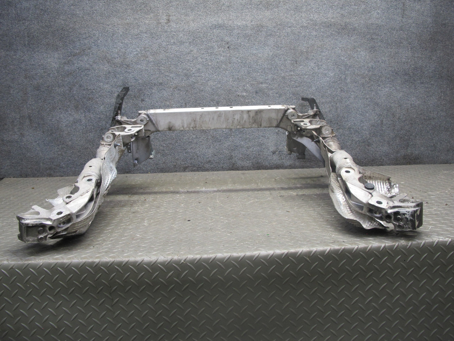 08-12 Audi 8T S5 V8 4.2L Front Engine Subframe Crossmember Cradle 101K Miles OEM