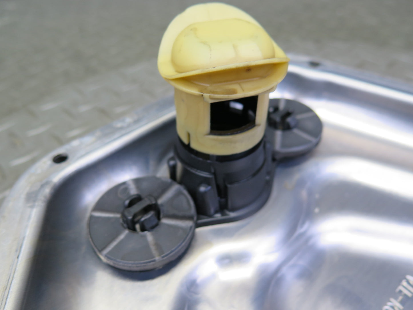 09-12 Audi 8T S5 4.2L LMJ A/T Automatic Transmission Oil Pan OEM