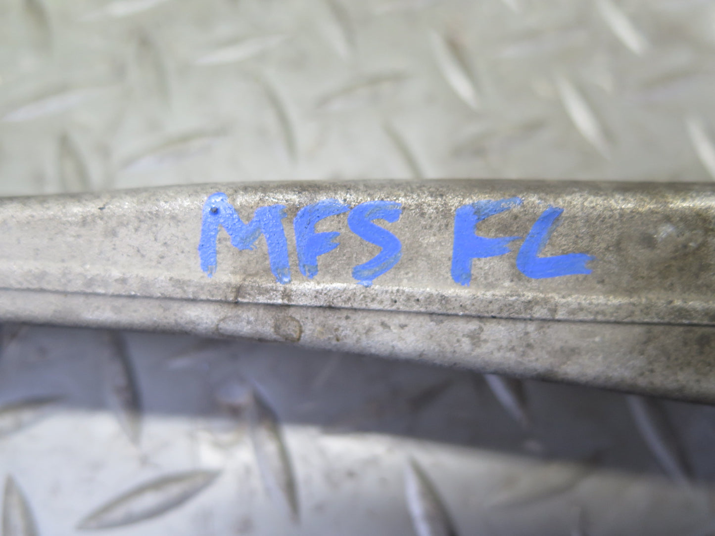 08-17 Audi 8T A5 S5 Front Left Upper Control Arm Set OEM