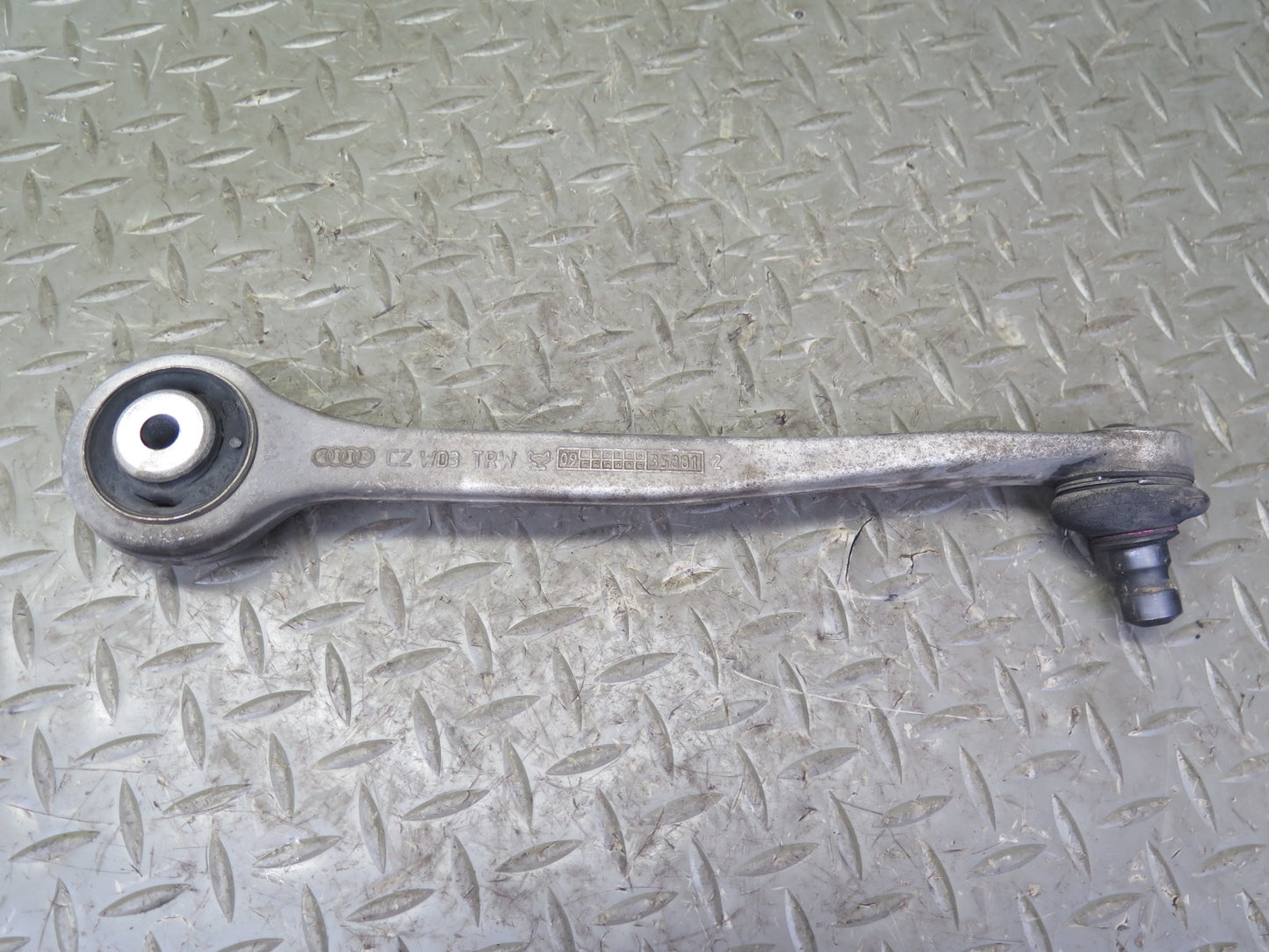 08-17 Audi 8T A5 S5 Front Left Upper Control Arm Set OEM